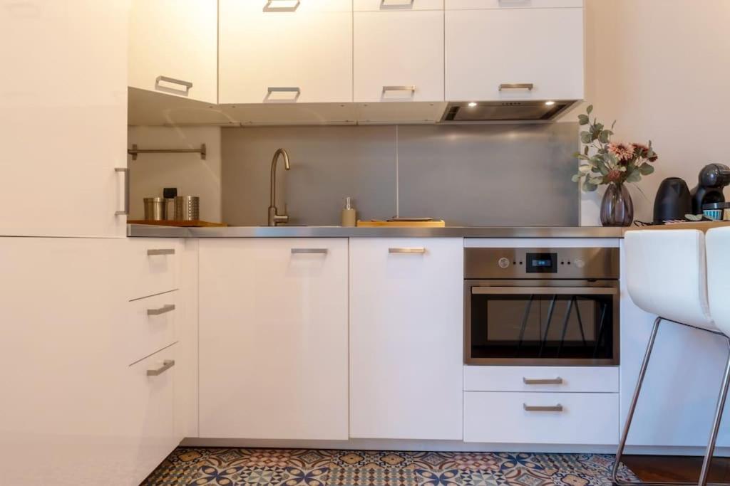 - 10 Min Duomo- M3 - Urban Retreat Apartment